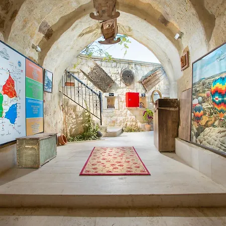 Romantic Cave Hotel *