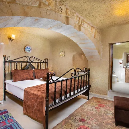 Romantic Cave Hotel *