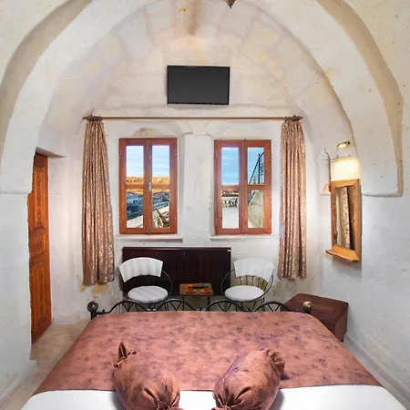 Hotel Romantic Cave *