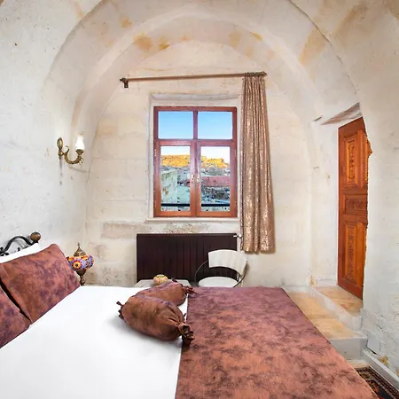 Отель Romantic Cave