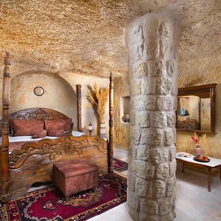 Romantic Cave *