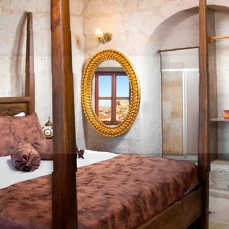 Romantic Cave Hotel *