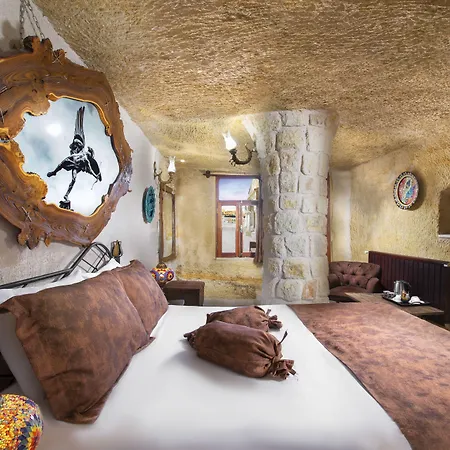 Romantic Cave *