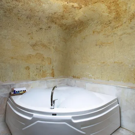 Отель Romantic Cave Невшехир