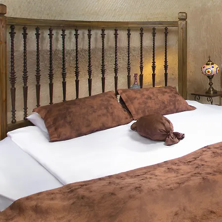 Hotel Romantic Cave