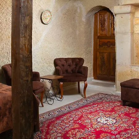 Romantic Cave Невшехир