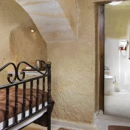 Отель Romantic Cave *